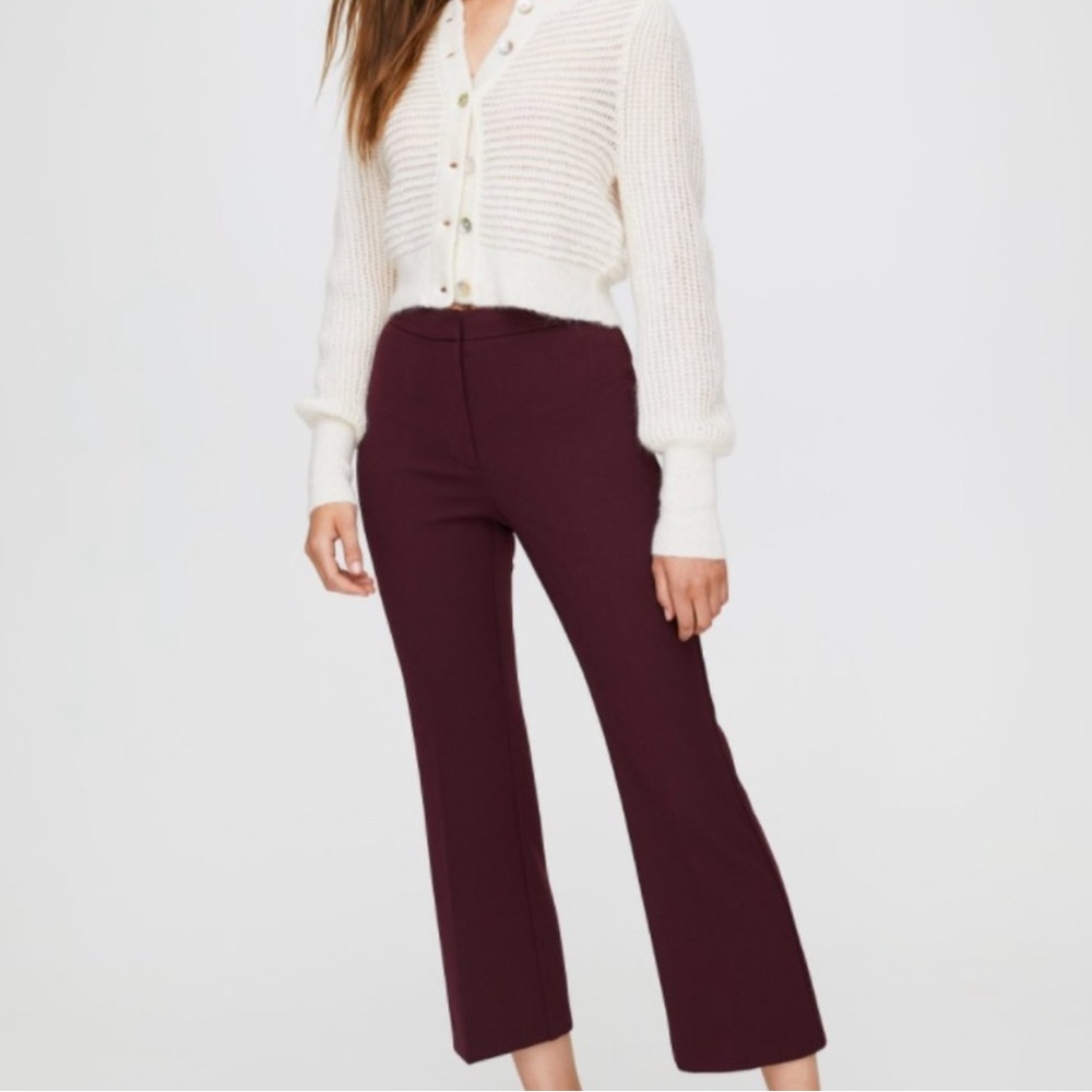 Aritzia Cropped Flare “Genie” Pant